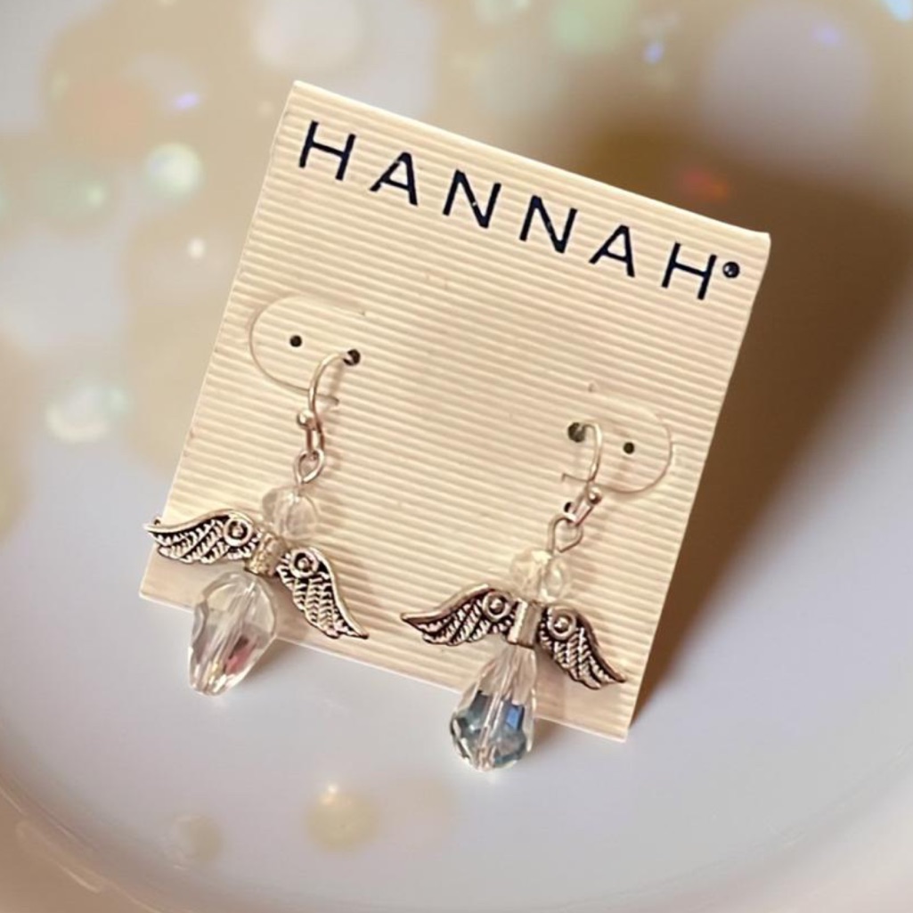 Nwt Hannah Silver Plated Swarvoski Crystal Beaded Angel Drop Earrings 10$